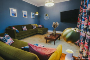 Fair Rigg by Cradel Haus - Ultra Luxury Lakes Holiday Homes, Pet Friendly, Parking & EV Plug
